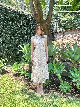Vestido Midi - Vestido Tira Bordada flores pastel